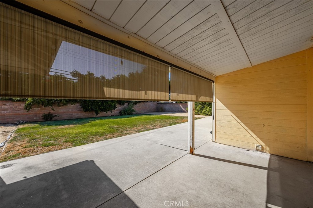 1425 N Mountain Avenue