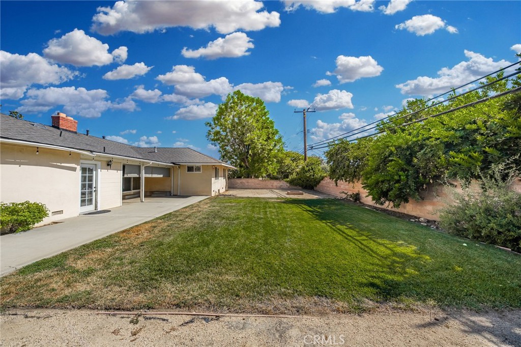 1425 N Mountain Avenue