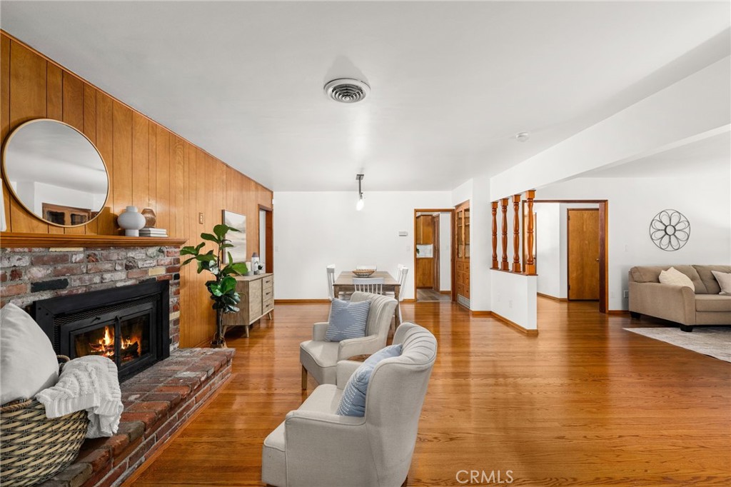 2365 N San Antonio Avenue