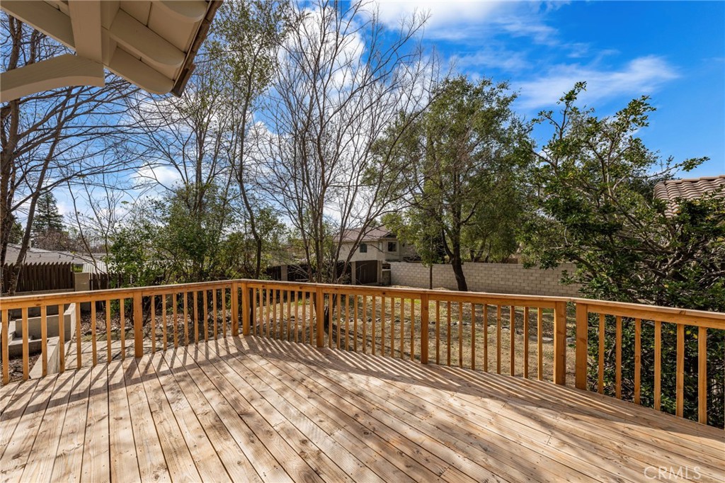 2365 N San Antonio Avenue