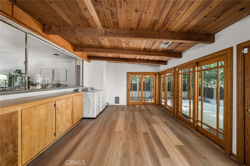 2365 N San Antonio Avenue