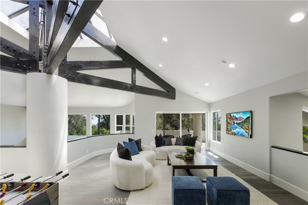 5081 Gateway Road