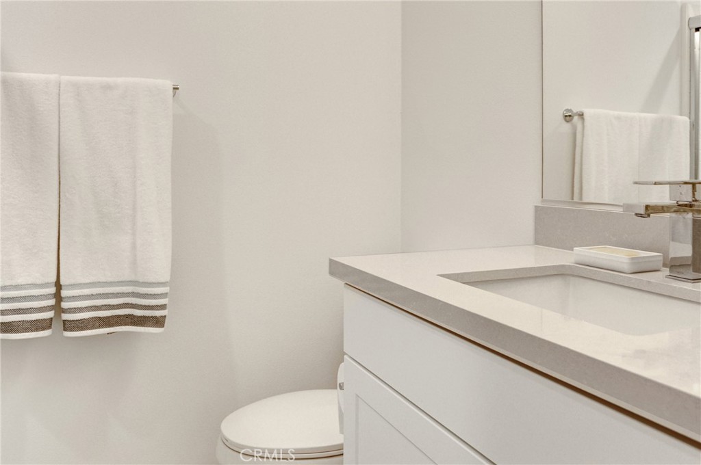 223 Bloomfield Court