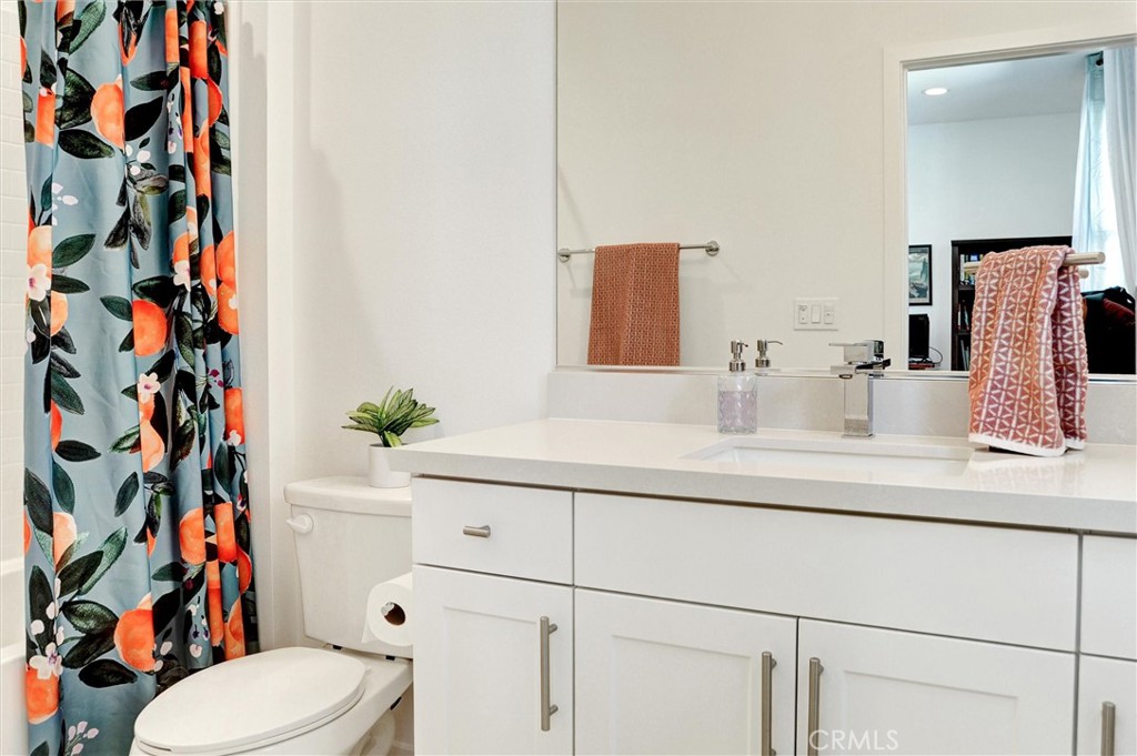 223 Bloomfield Court