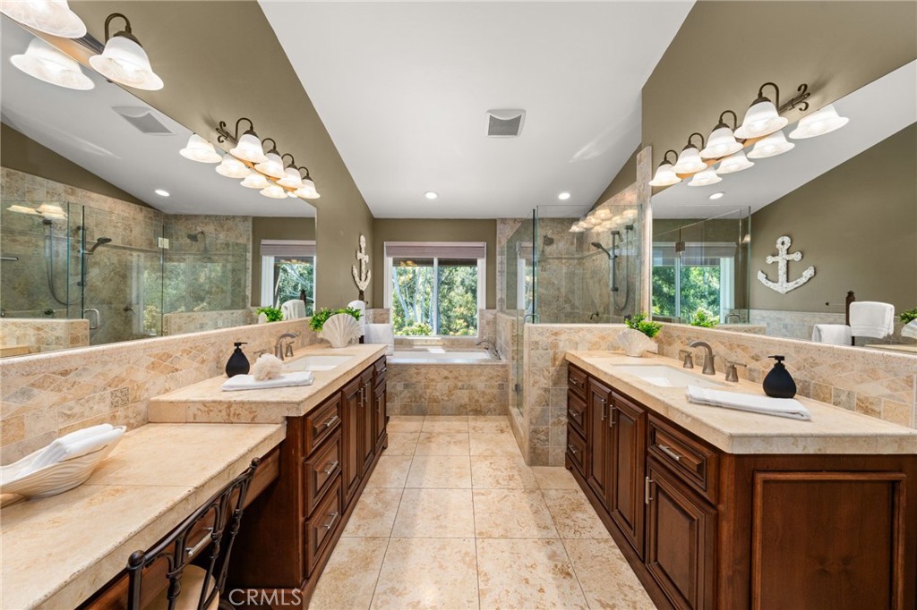 2465 Via Oeste Drive