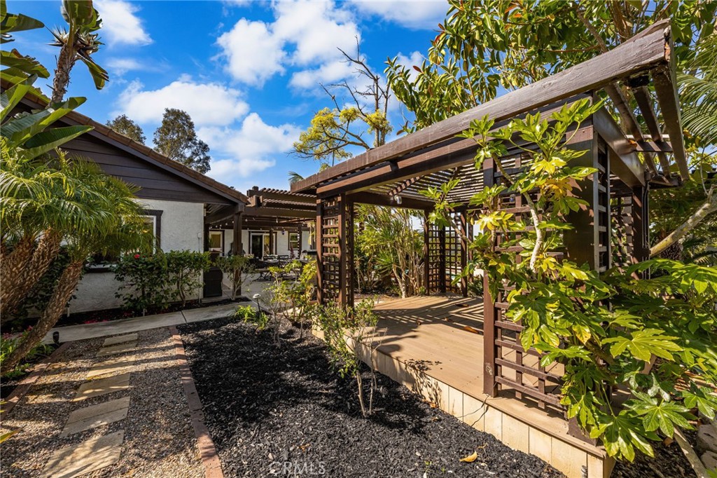 2465 Via Oeste Drive
