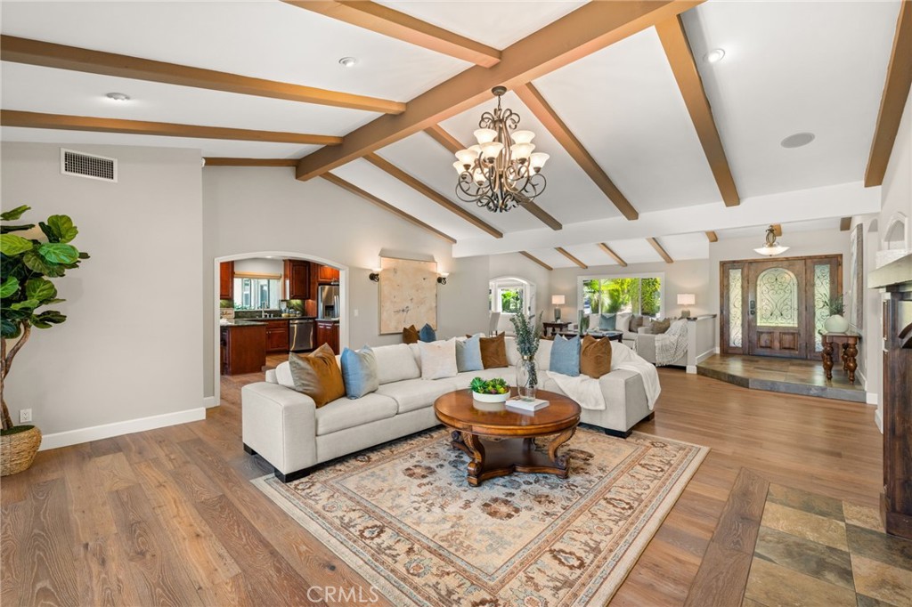 2465 Via Oeste Drive