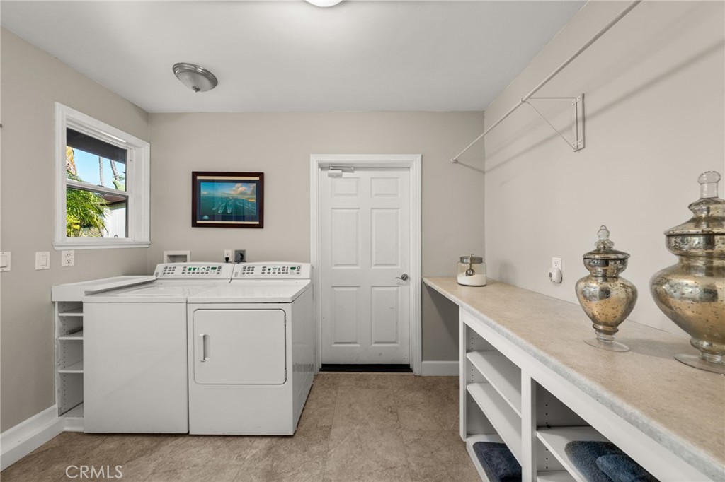 2465 Via Oeste Drive