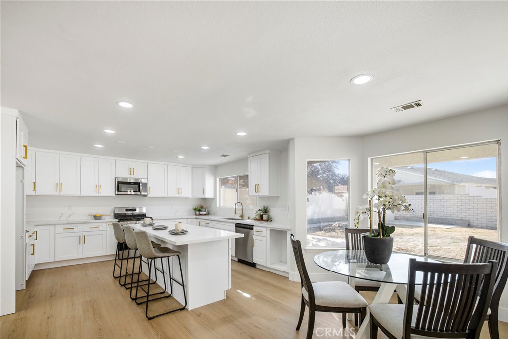 12930 Norfolk Lane