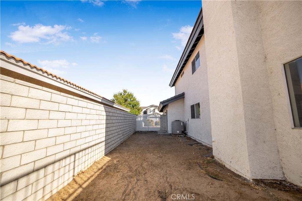 12930 Norfolk Lane
