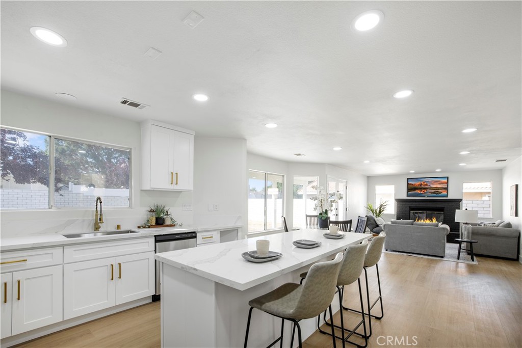 12930 Norfolk Lane