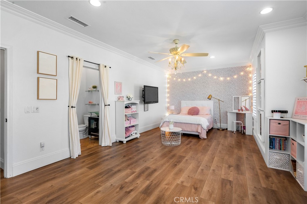 2229 N. 3rd Ave