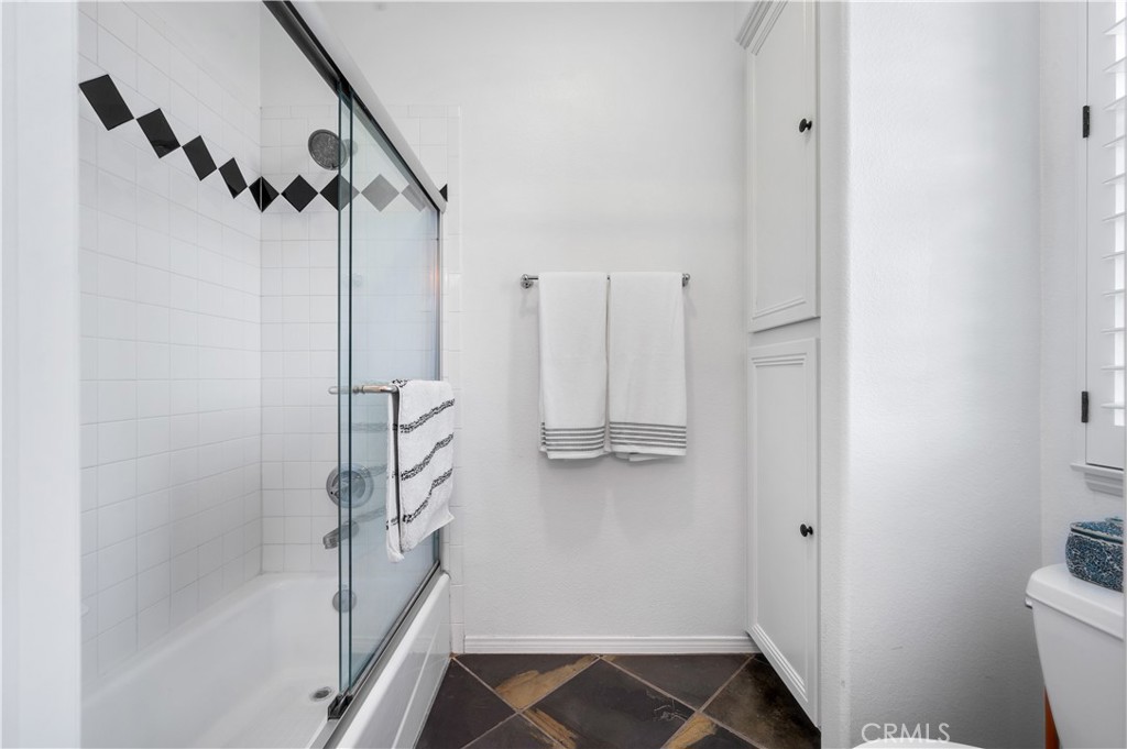 2229 N. 3rd Ave