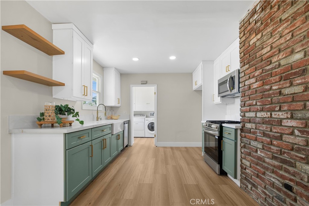 1347 W Princeton Street