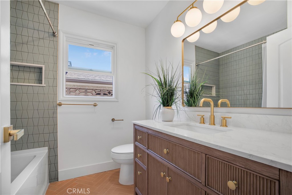 1347 W Princeton Street