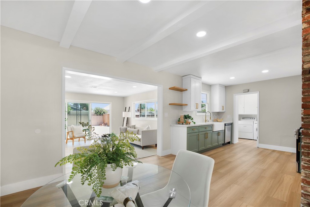 1347 W Princeton Street