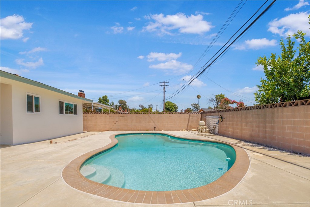 1347 W Princeton Street