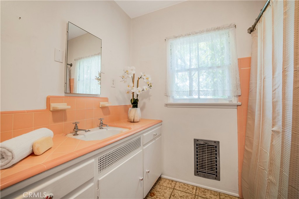 695 W 13th Street