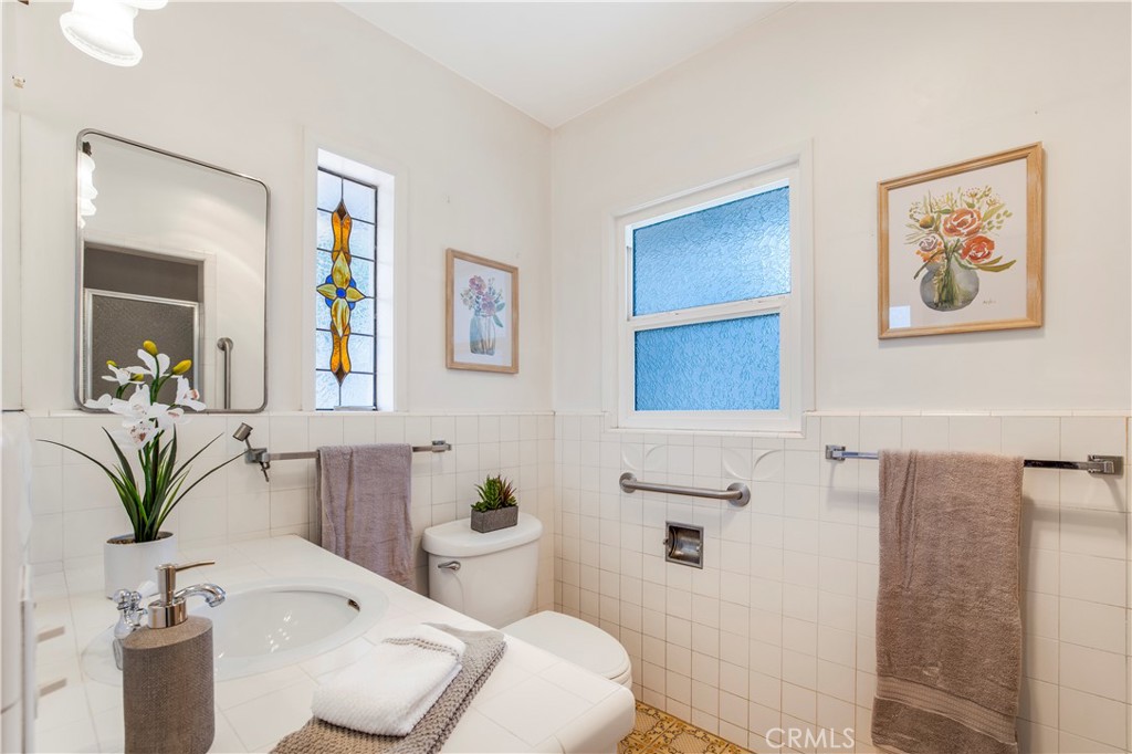695 W 13th Street