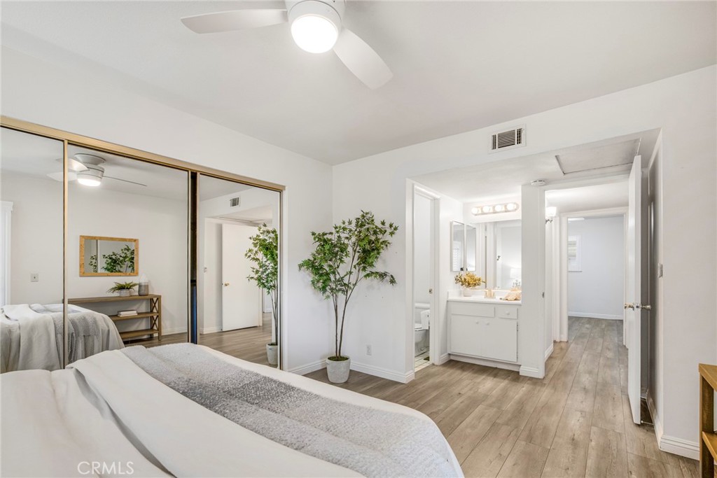 939 W Pine Street 44/D