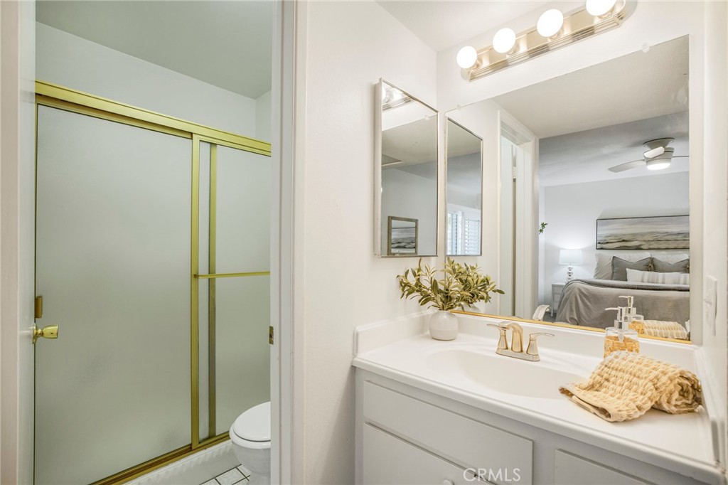 939 W Pine Street 44/D