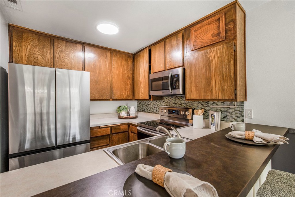 939 W Pine Street 44/D