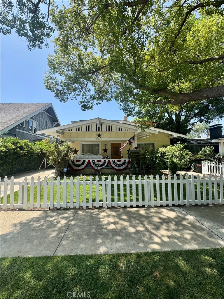 2348 Bonita Avenue