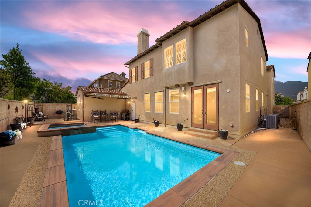1238 Leggio Lane