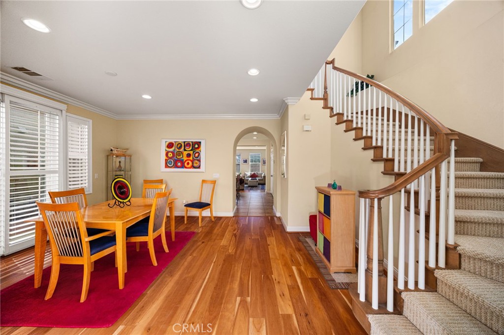 1238 Leggio Lane