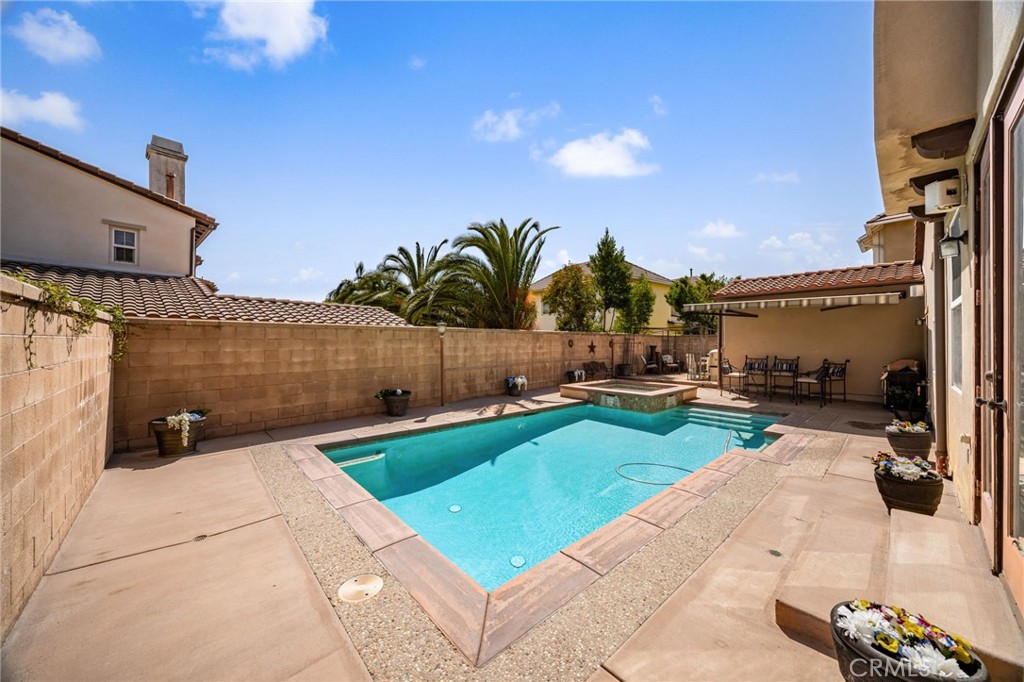 1238 Leggio Lane