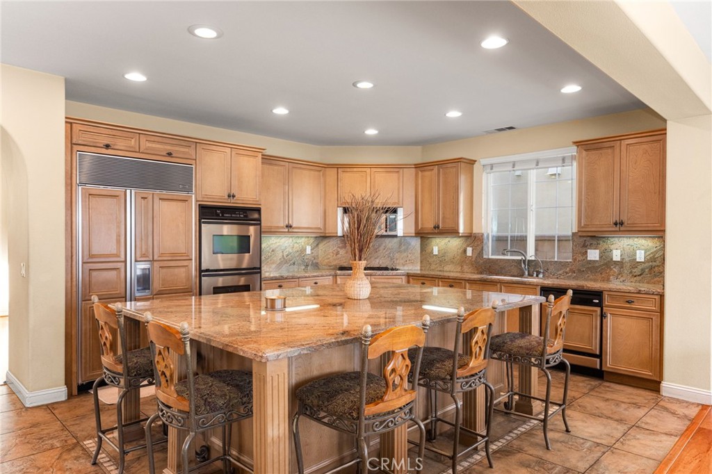 1238 Leggio Lane