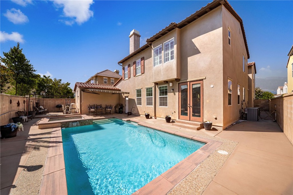 1238 Leggio Lane