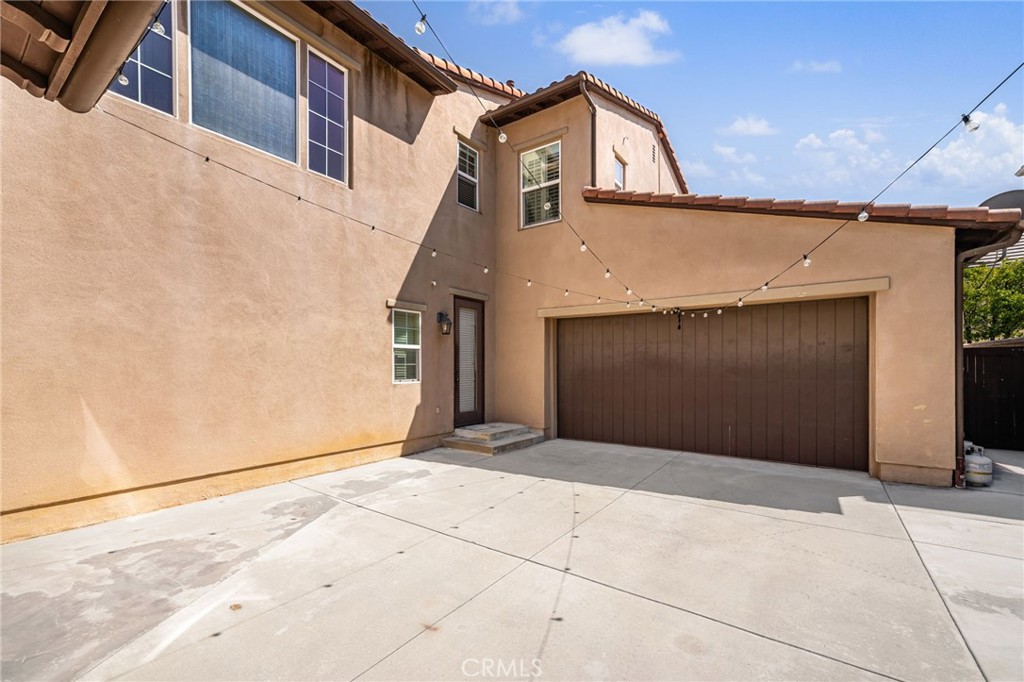 1238 Leggio Lane