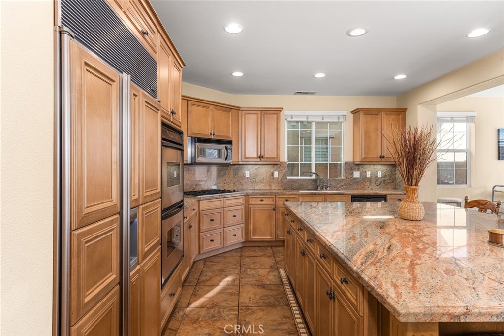 1238 Leggio Lane