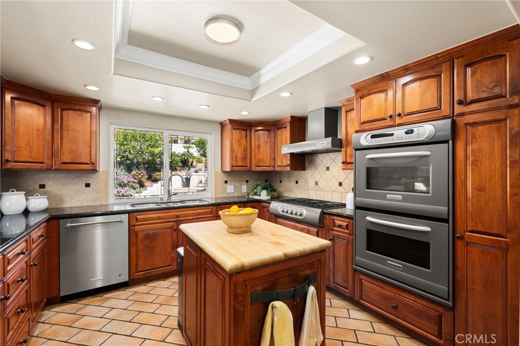 2525 Jonquil Drive