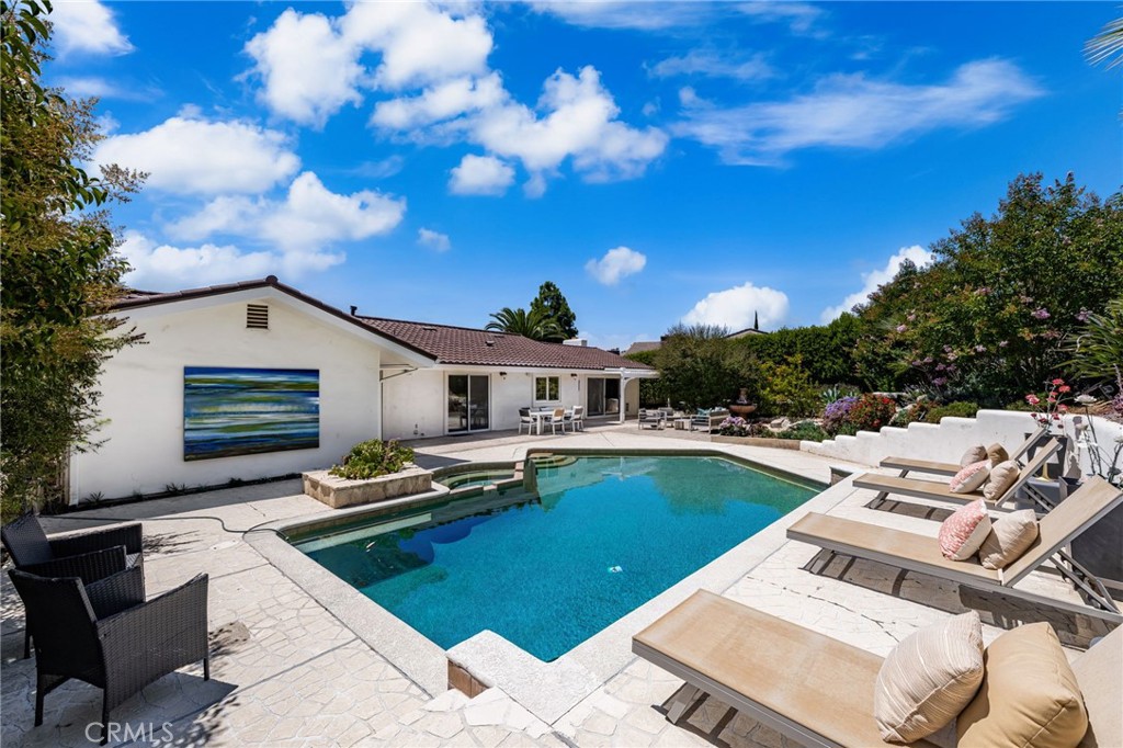 2525 Jonquil Drive