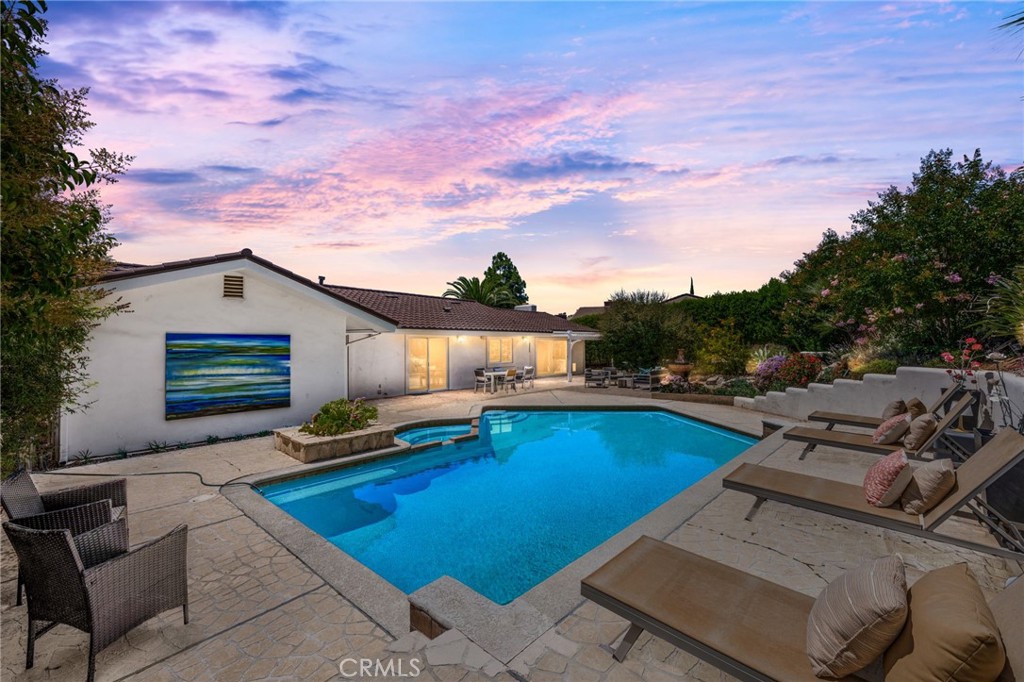 2525 Jonquil Drive