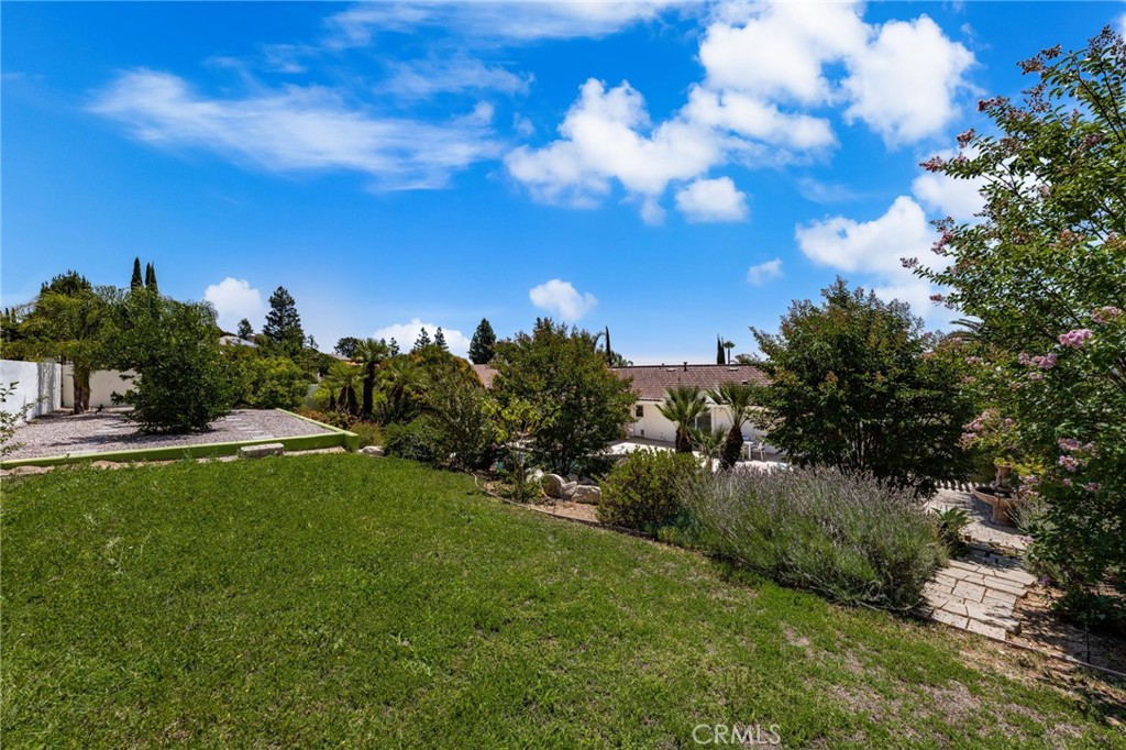 2525 Jonquil Drive