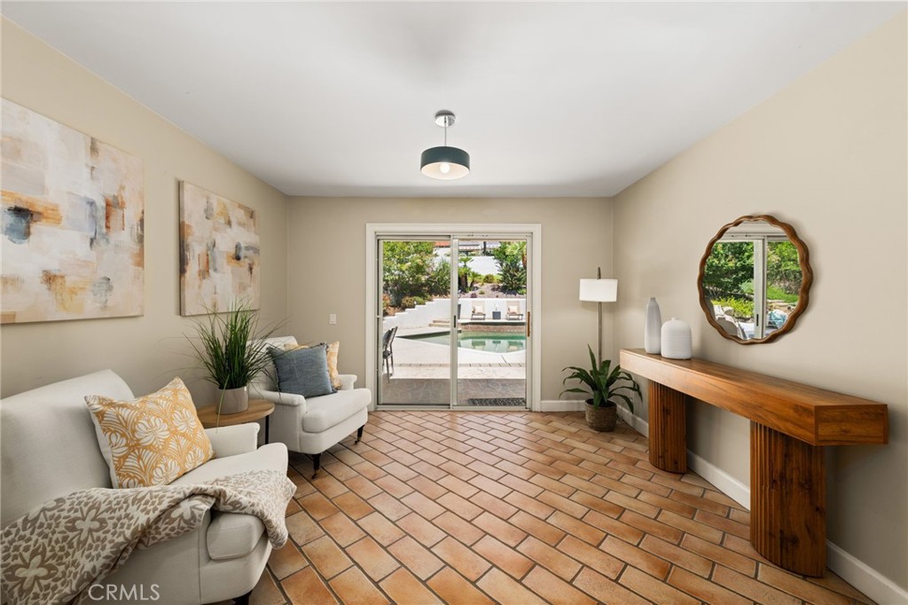 2525 Jonquil Drive