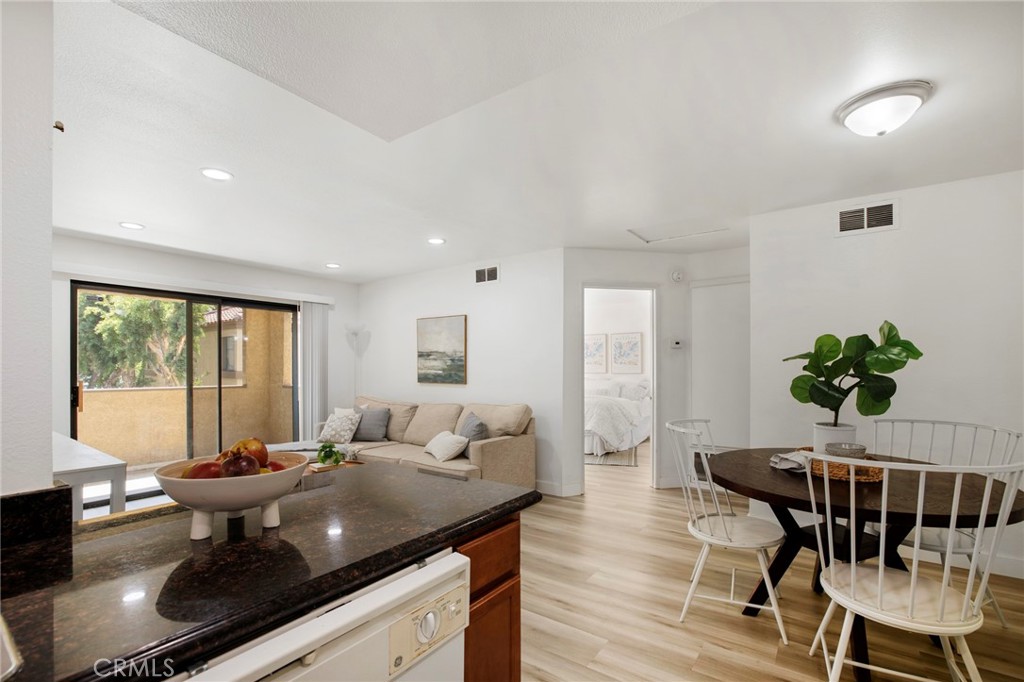 1140 W Blaine Street 202