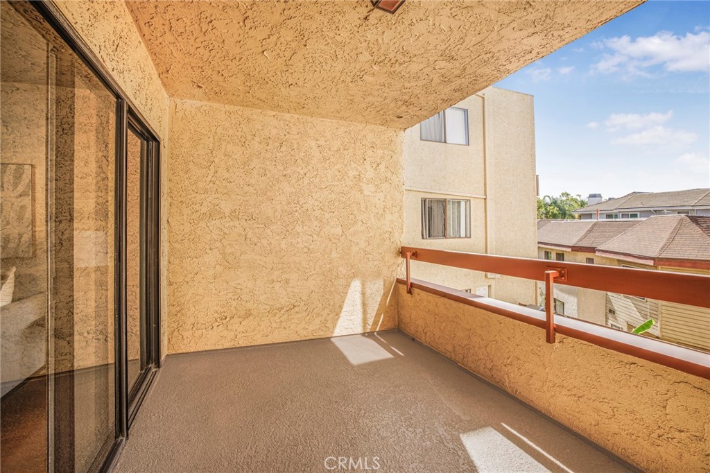 444 Piedmont Avenue 206