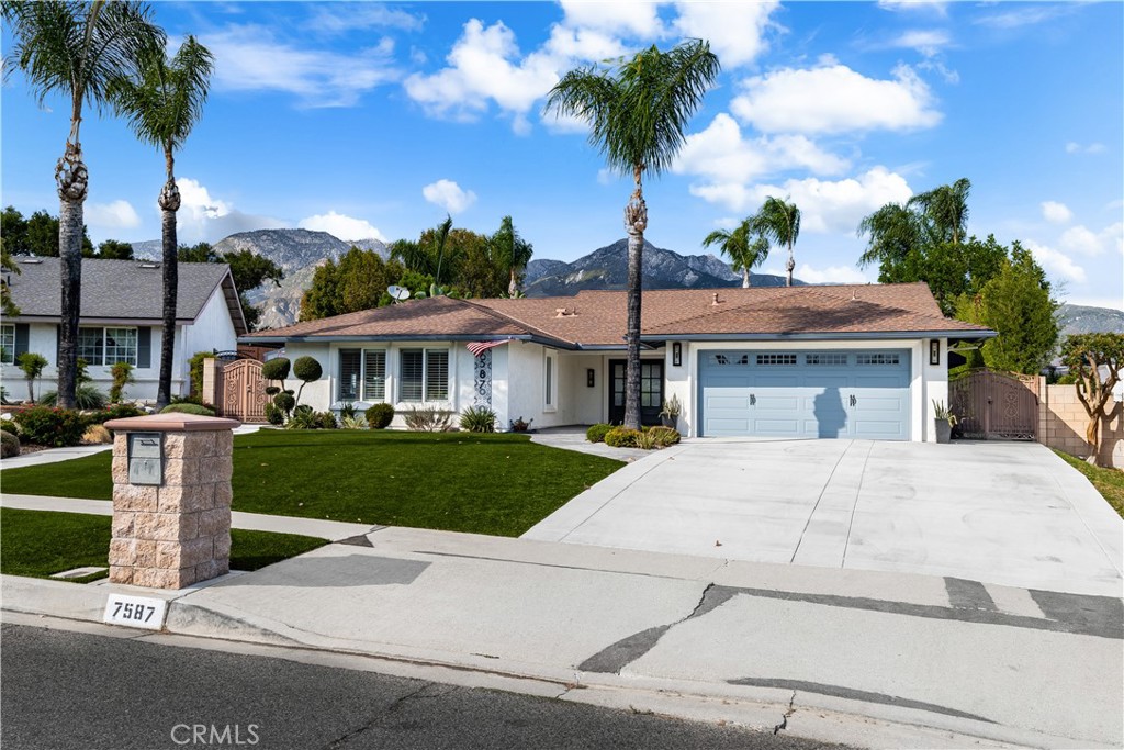 7587 El Arco Street