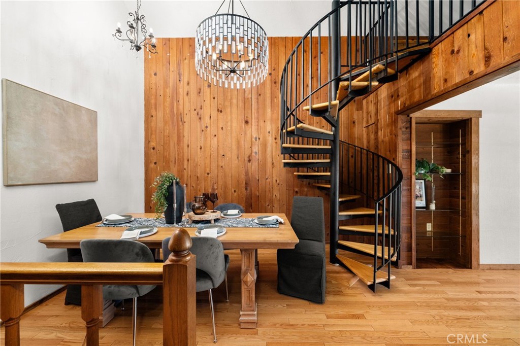 2305 Bonnie Brae Avenue