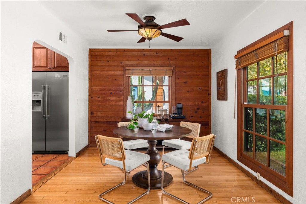 2305 Bonnie Brae Avenue