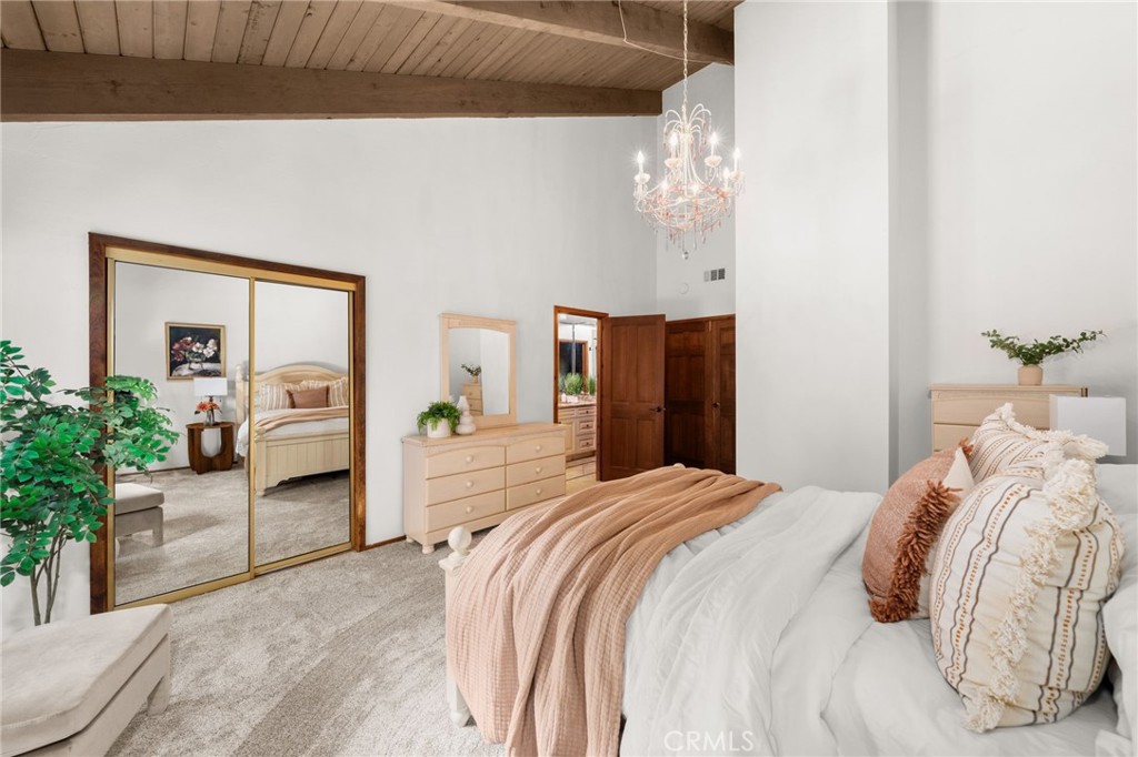 2305 Bonnie Brae Avenue