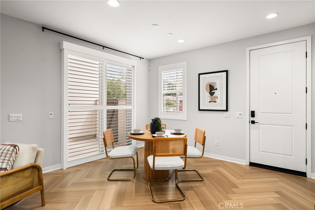 1419 N Indian Hill Boulevard