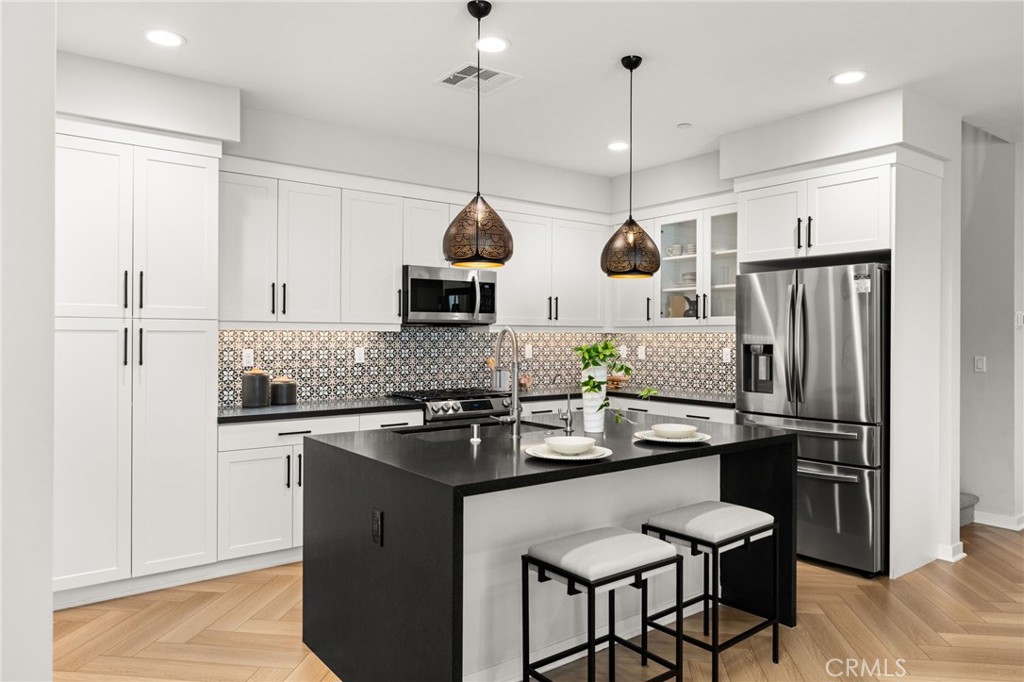 1419 N Indian Hill Boulevard