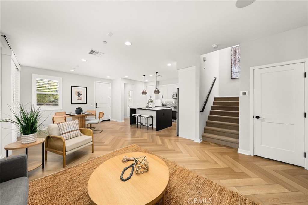 1419 N Indian Hill Boulevard