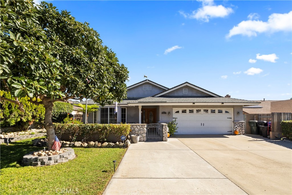 6733 Coral Court
