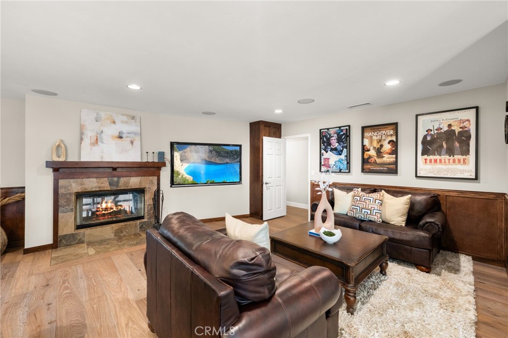 2465 Via Oeste Drive